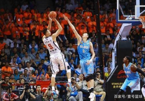 而给了曼联 而给了曼联