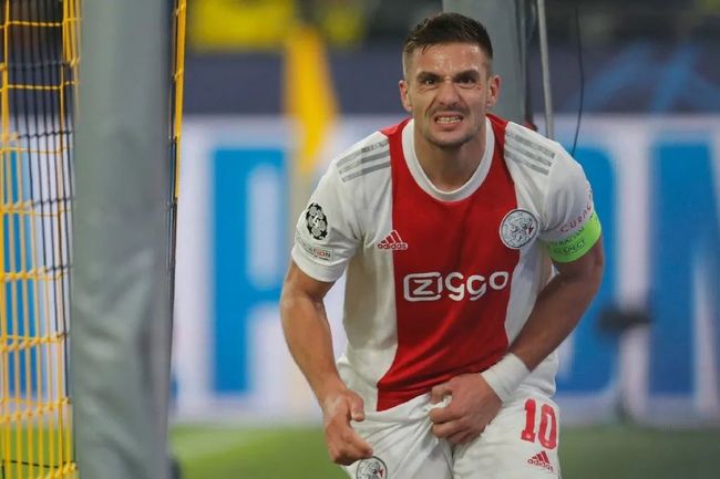 的牌桌上 的牌桌上